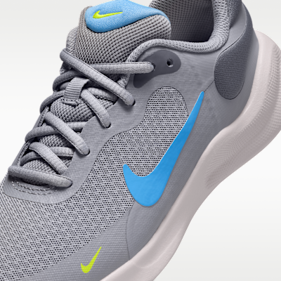 Nike Revolution 7 Big Kids' Road Running Shoes