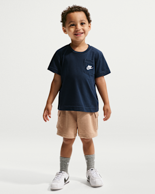 Детская футболка Nike Sportswear Toddler Pocket and French Terry Shorts Set