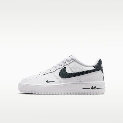 Nike Air Force 1 Older Kids' Shoes