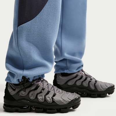 Nike Tech Renk Bloklu Açık Paçalı Fleece Erkek Eşofman Altı görsel 6