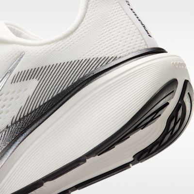 Nike Pegasus 42 Kadın Yol Koşusu Ayakkabısı görsel 8