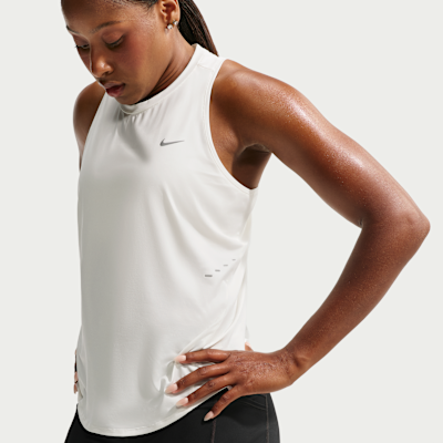 Nike Swift Dri-FIT Kadın Koşu Atleti