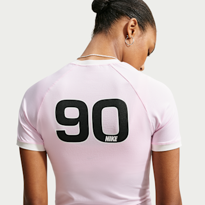 Nike Sportswear Tam Oturan Kadın Tişörtü görsel 2