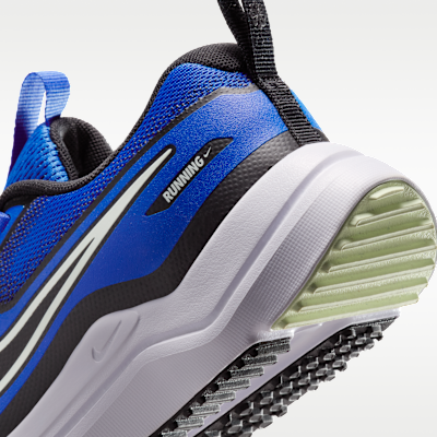 Nike Cosmic Runner Big Kids' Road Running Shoes