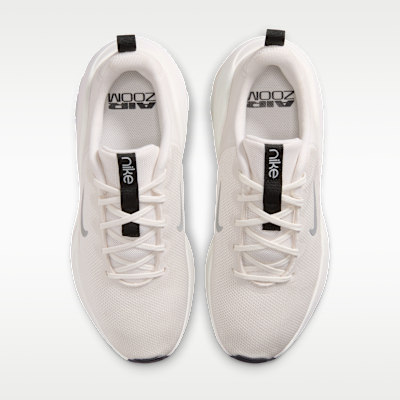 Nike Bella 7 Kadın Antrenman Ayakkabısı görsel 4
