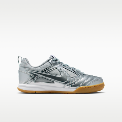 Nike Gato LV8 Older Kids' Shoes