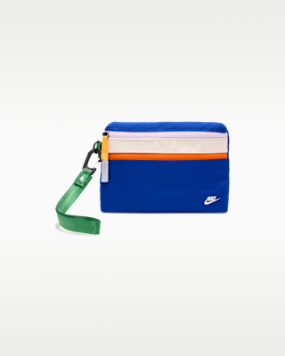 Женские  Nike Club Clutch Wristlet