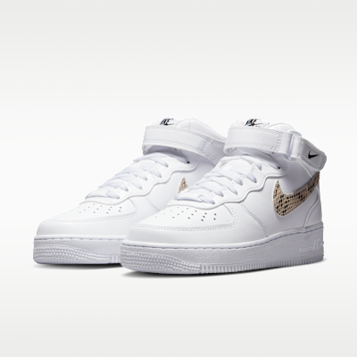 รองเท้าผู้หญิง Nike Air Force 1 '07 Mid