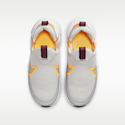 รองเท้าวิ่งเด็กโต Nike Flex Plus 2