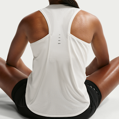 Nike Swift Dri-FIT Kadın Koşu Atleti görsel 2