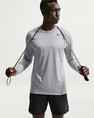 Мужские  Nike Dri-FIT Legend Long-Sleeve Fitness Top для тренировок