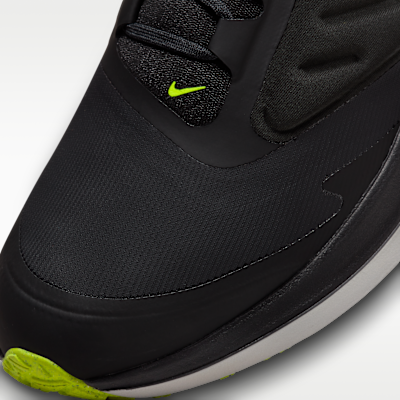 Tenis de correr en carretera acondicionados para los distintos estados del tiempo para hombre Nike Winflo 9 Shield