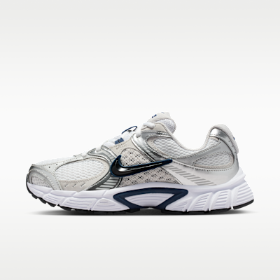 Nike V5 RNR Women's Shoes with Reflective Accents