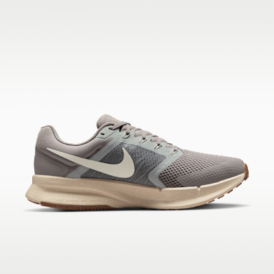 Tenis de correr en pavimento para hombre Nike Run Swift 3