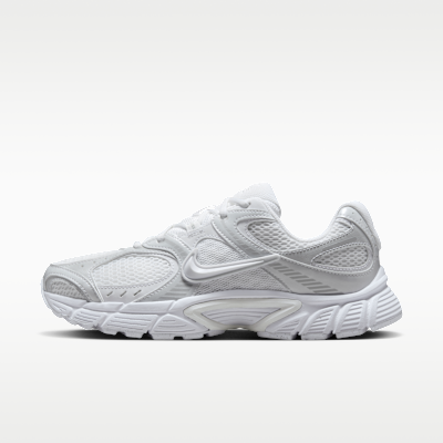 Nike V5 RNR Women's Shoes with Reflective Accents