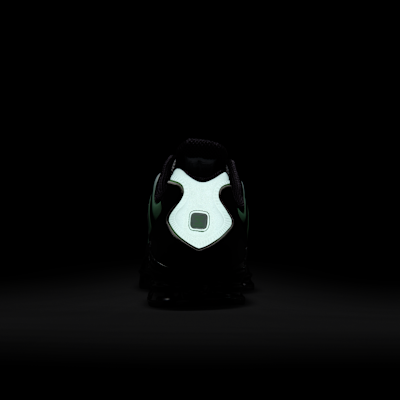 ナイキ ショックス TL メンズシューズ