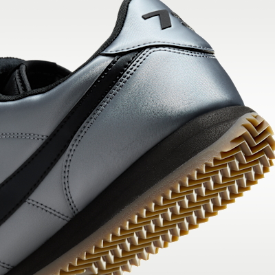 Nike Cortez SE Men's Shoes