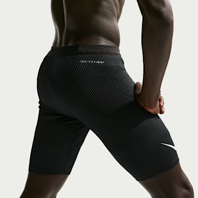 Nike AeroSwift Dri-FIT ADV Yarım Boy Erkek Koşu Taytı görsel 3