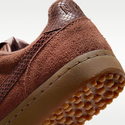 Scarpa Nike Field General – Donna