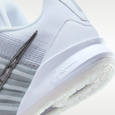 사브리나 3 '미 vs. 미' EP 농구화