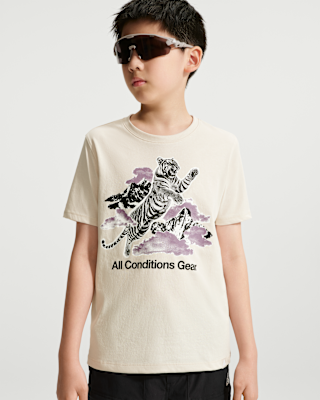 Детская футболка Nike ACG Big Kids' Dri-FIT Leaping Tiger