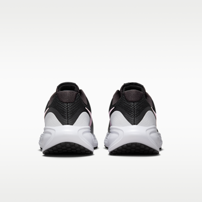 Γυναικεία παπούτσια για τρέξιμο σε δρόμο Nike Revolution 8