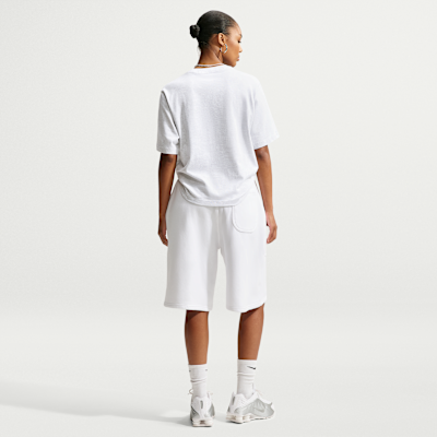 Nike Sportswear Essentials Kadın Tişörtü görsel 5