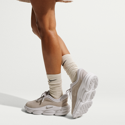 Nike 24.7 view 9
