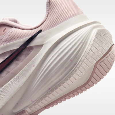 Nike Downshifter 14 SE Kadın Yol Koşu Ayakkabısı görsel 8