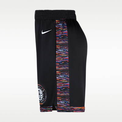 Shorts de alero polivalente de la NBA para hombre Nike Dri-FIT de los Brooklyn Nets de la colección City Edition