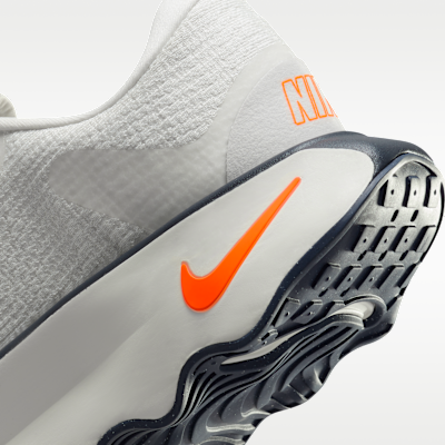 รองเท้าเดินผู้ชาย Nike Motiva