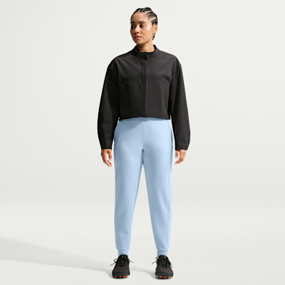 Nike 24.7 ImpossiblySoft Dri-FIT Normal Belli Kadın Jogger'ı