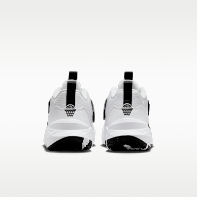 Nike Team Hustle D 12 Older Kids' Basketball Shoes