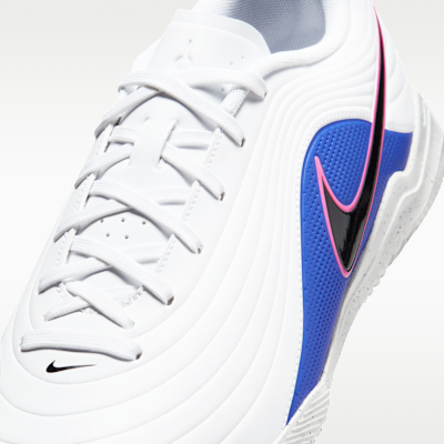 Nike Tiempo Maestro Club Indoor/Court Low-Top Soccer Shoes