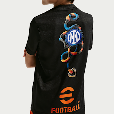 Inter Milan Academy Pro SE Older Kids' Nike ACG Dri-FIT Soccer Short-Sleeve Pre-Match Top
