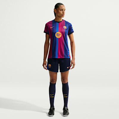 Nike FC Barcelona 2026/27 Stadyum İç Saha Nike Dri-FIT Kadın Futbol Taraftar Şortu