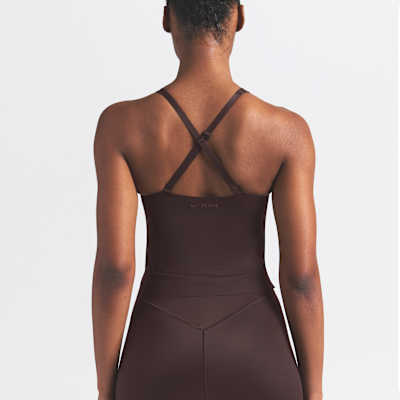 NikeSKIMS Shine V-ringad topp för kvinnor