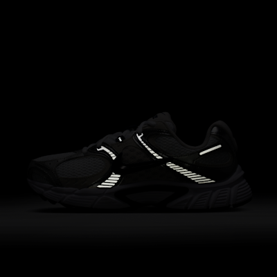 Nike V5 RNR Women's Shoes with Reflective Accents