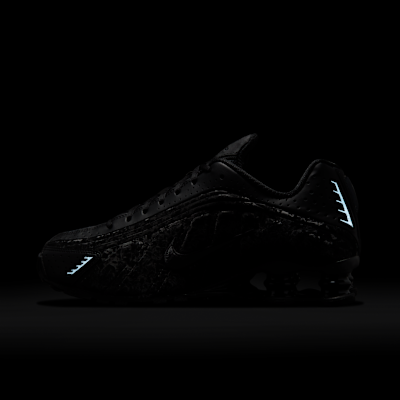 ナイキ ショックス R4 ウィメンズシューズ