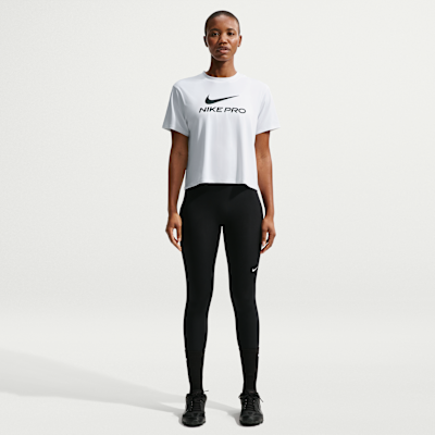Nike Pro Bol Kesimli Kadın Tişörtü görsel 4