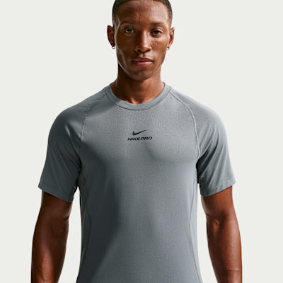 Nike Pro Training Dri-FIT Kısa Kollu Erkek Üstü