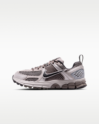 Детские кроссовки Nike Vomero 5 Big Kids' with Reflective Accents