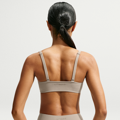 NikeSKIMS Studio Stretch Micro Kadın Spor Sütyeni görsel 2