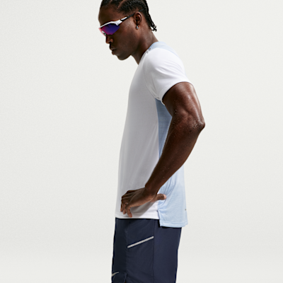 Nike Miler Dri-FIT 2'si 1 Arada 18 cm Erkek Koşu Şortu görsel 4