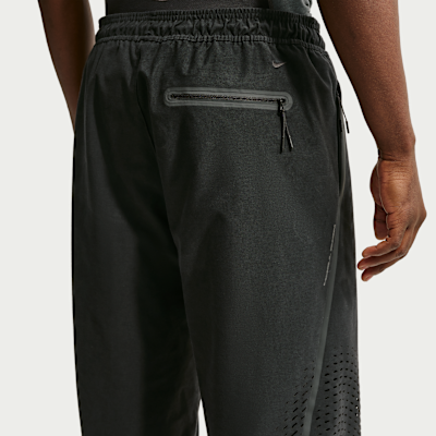 Nike Tech Dri-FIT Shori Örgü Açık Paçalı Erkek Eşofman Altı görsel 3