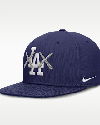 Мужская кепка Los Angeles Dodgers True Nike x KAWS Dri-FIT MLB Fitted Hat