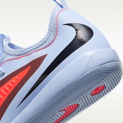 Sálové kopačky Nike Jr. Phantom 6 Low Academy pro větší děti