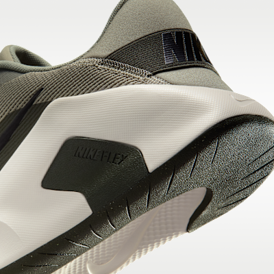 Nike Flex Train Men's Workout Shoes (Extra Wide)