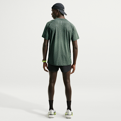Nike Stride Aero-FIT Kısa Kollu Erkek Koşu Üstü görsel 5