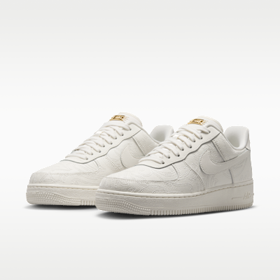 Nike Air Force 1 '07 Kadın Ayakkabısı görsel 5